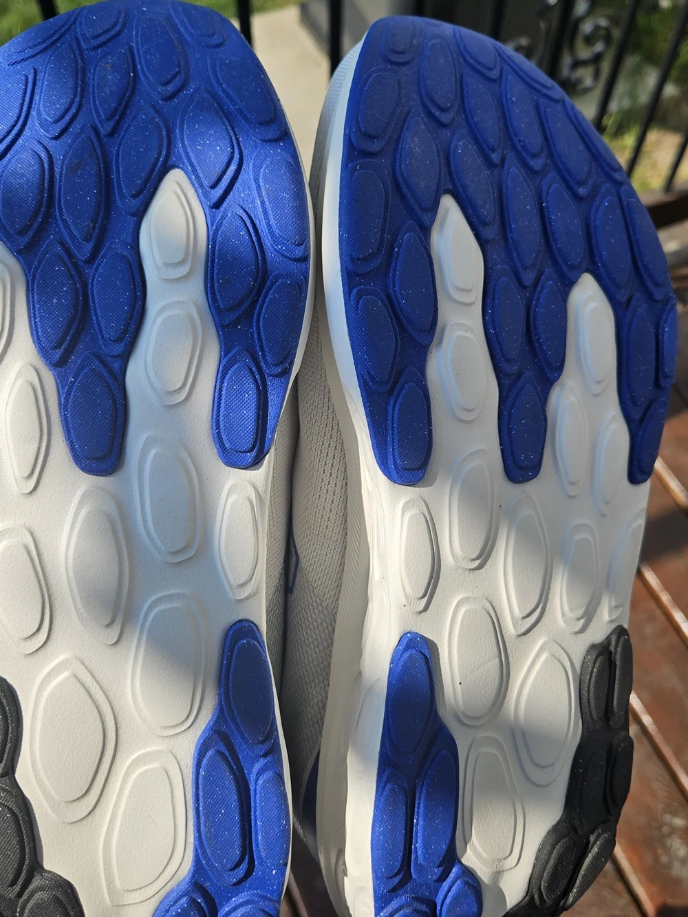 New Balance Fresh Foam 520 Men’s Running Shoes - White with Blue Accents